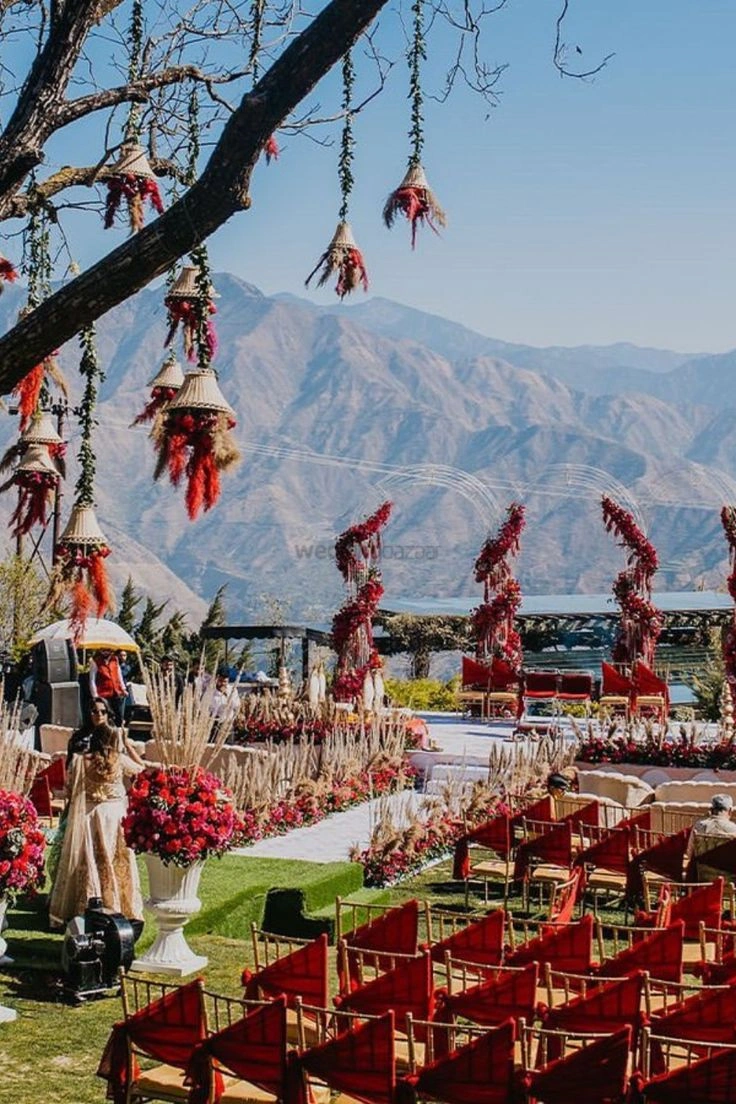 Décor & Theme Design